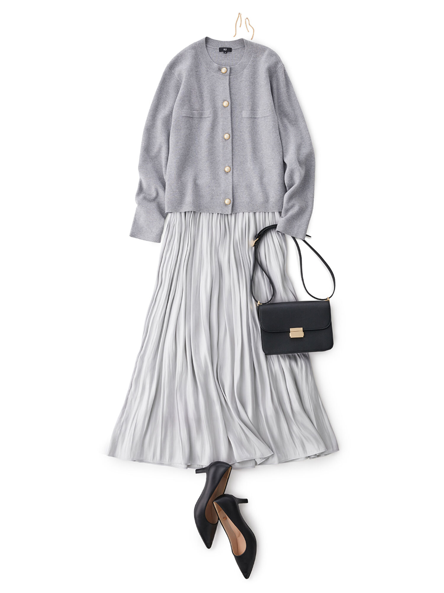 カーディガンを使って季節の境目を乗り切るコーデ