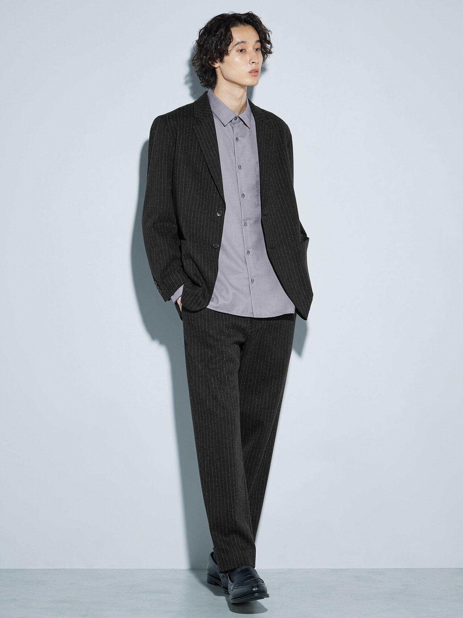 ツイル素材のシャツを使った結婚式二次会に最適なメンズスタイリング