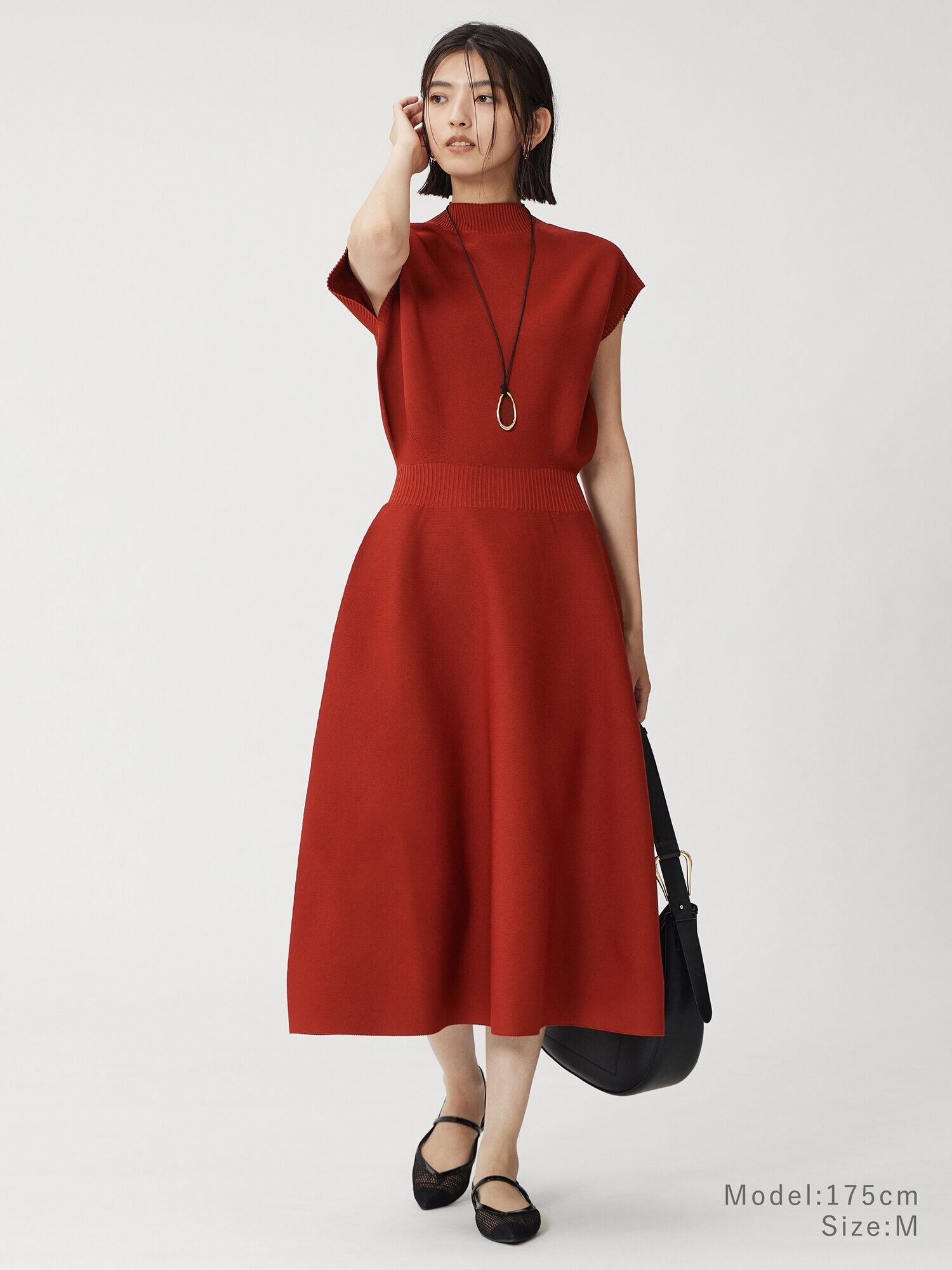 ニットワンピースのコーデ