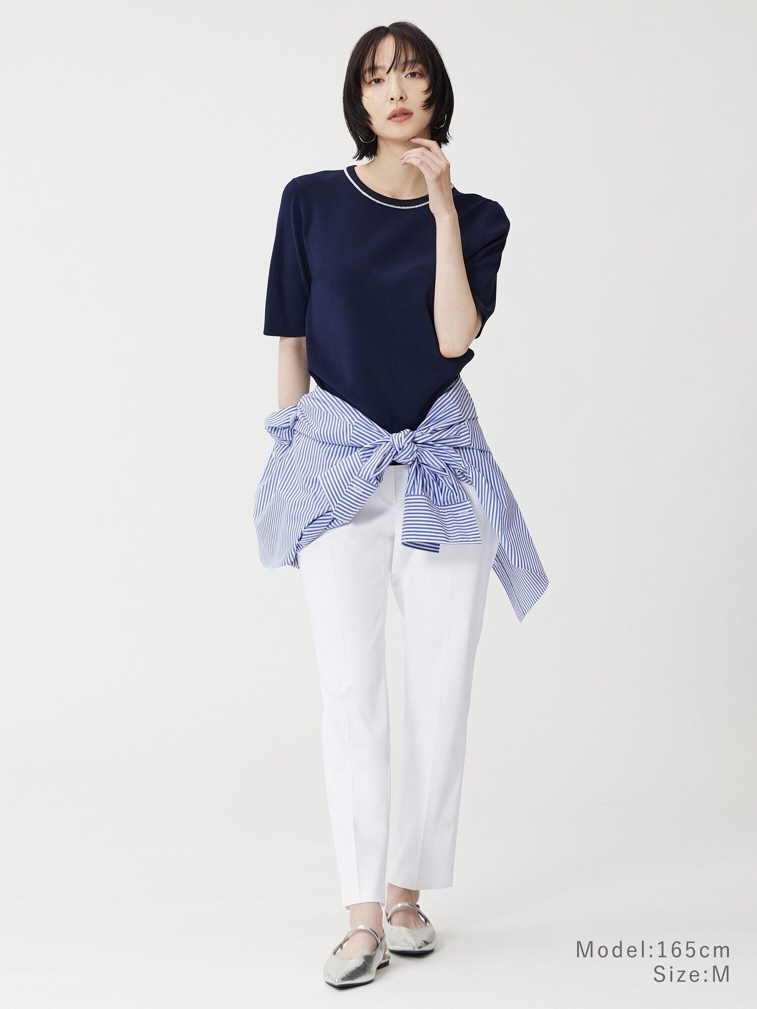 半袖ニットと長袖シャツを使ったコーデ