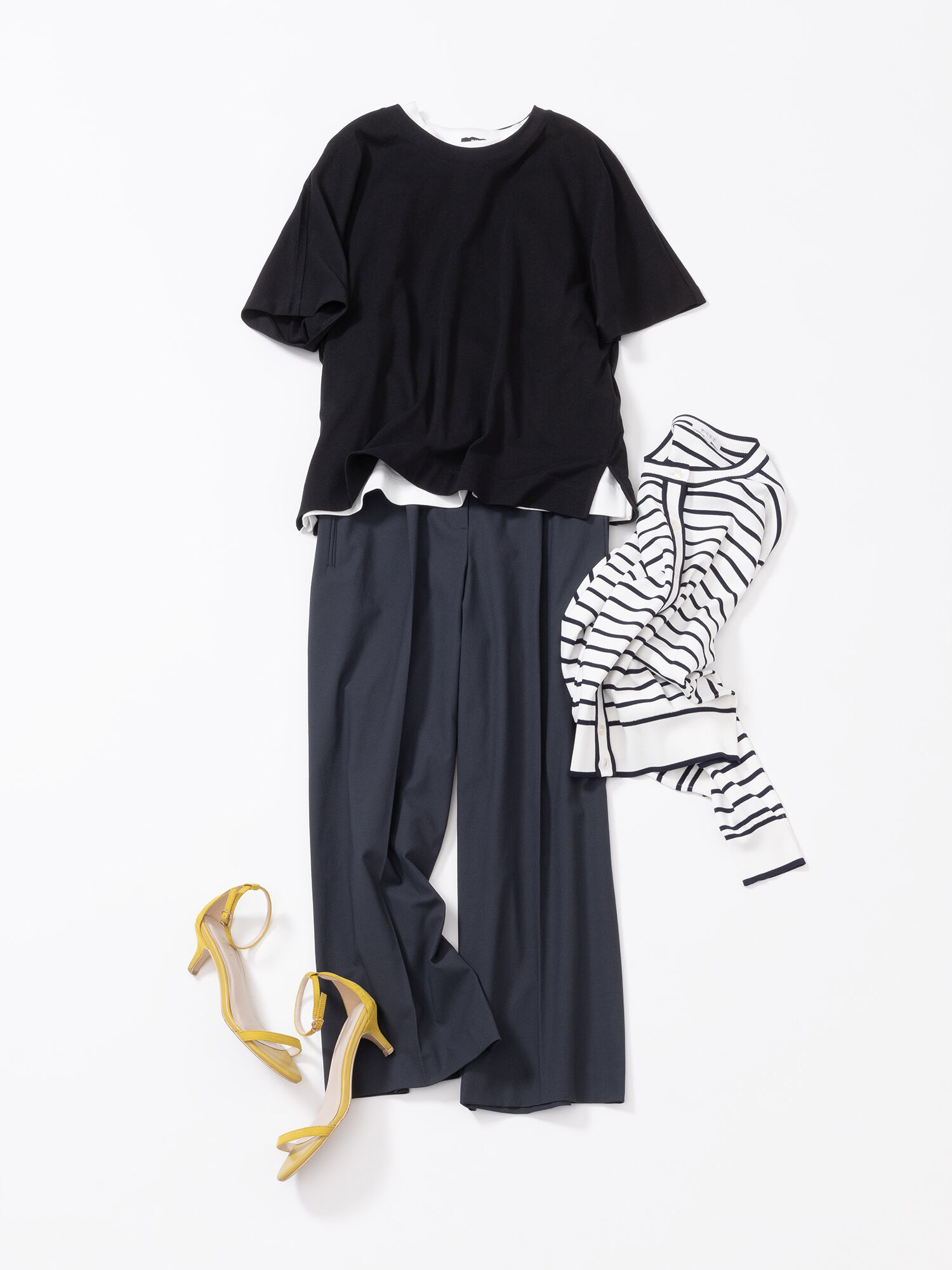 ラフなTシャツコーデ