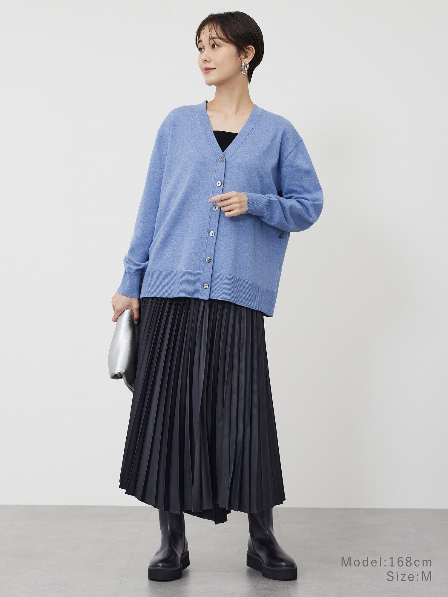 レディースカーディガンコーデのトレンドを解説！春夏秋冬の季節別