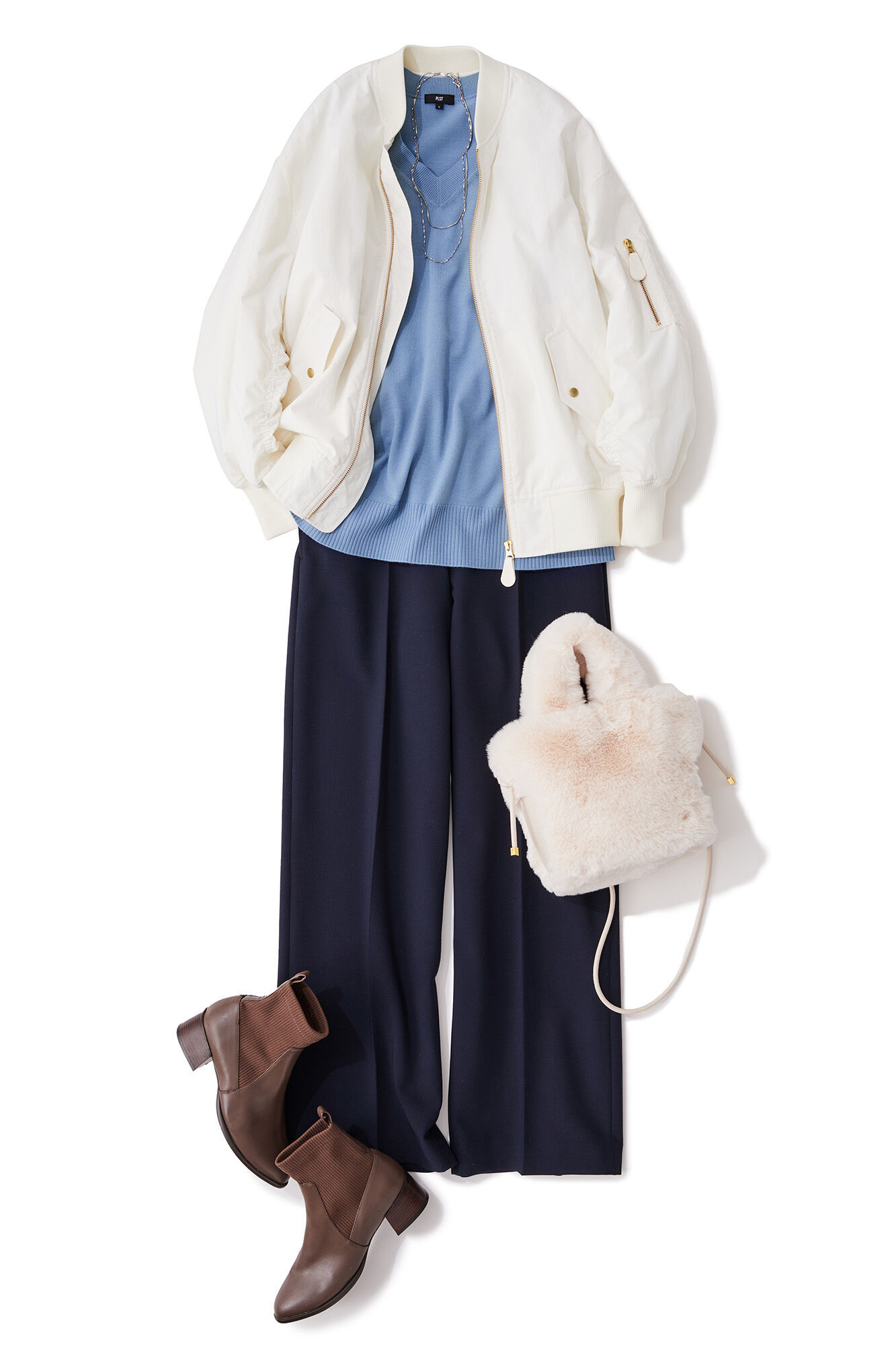 白のMA-1と黒のワイドパンツを合わせたアクティブなコーデ