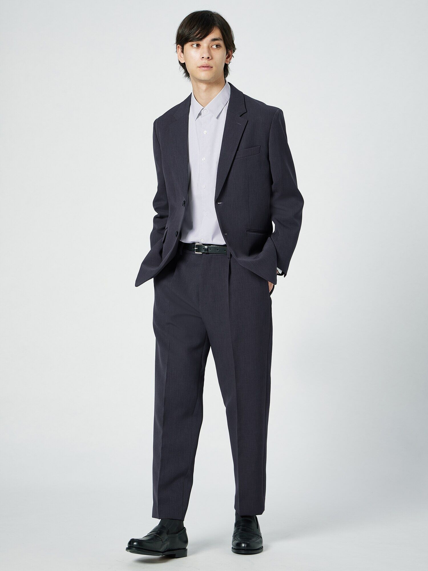 スーツスタイル